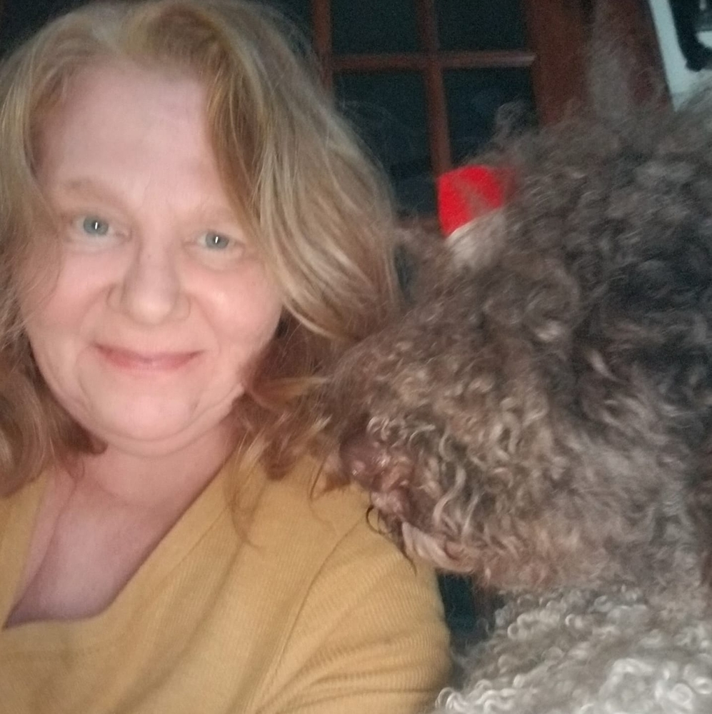 Meet your Posher, Linda